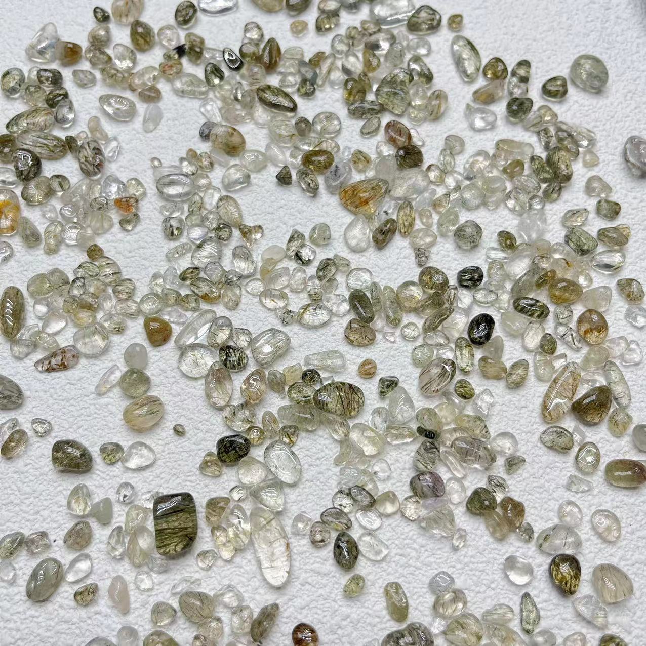 Rutilated Quartz Chips