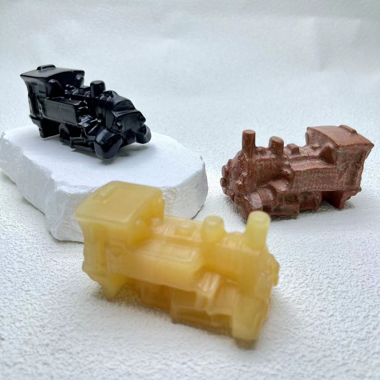 Train head crystal carving,set of 1 ,calcite,obsidian