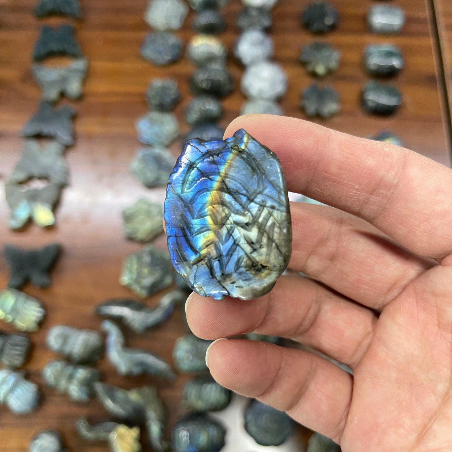 Labradorite carving,set of 1