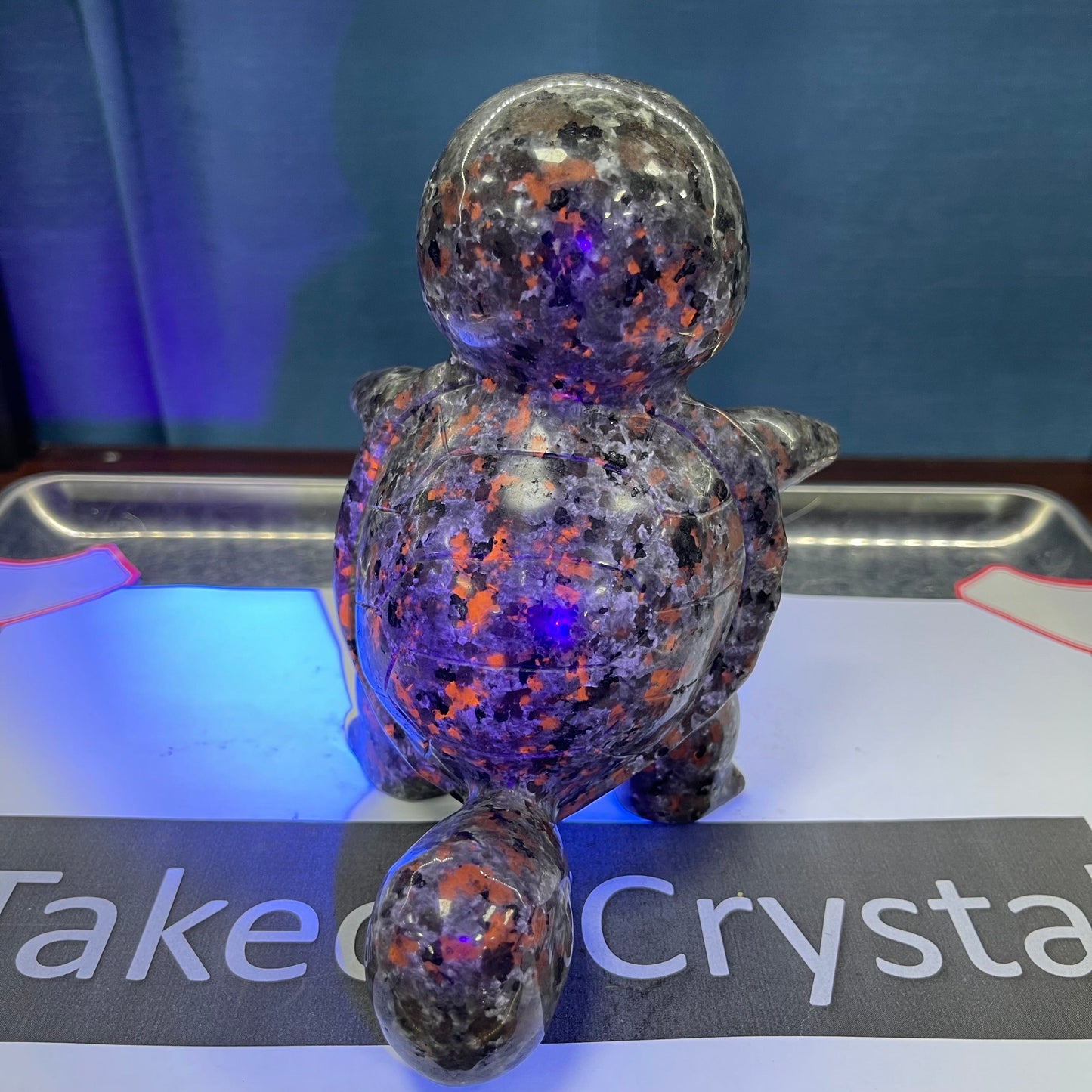 Squirtle crystal yooperlite carving ,16 cm tall