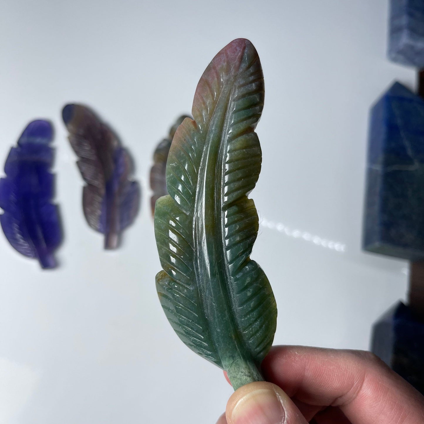 Bigger Feather,Aventurine leaves,Magic Wand,Sitting Alien,Goddess Carvings,set of 2